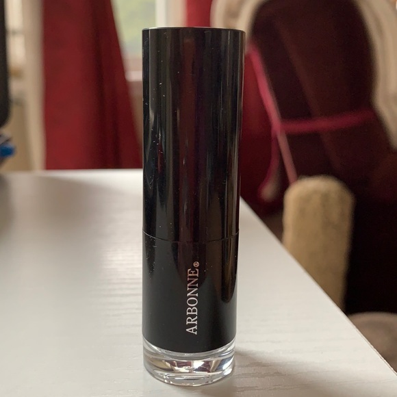 Arbonne Smoothed Over Lipstick - Iris colour 0816A - Picture 1 of 5